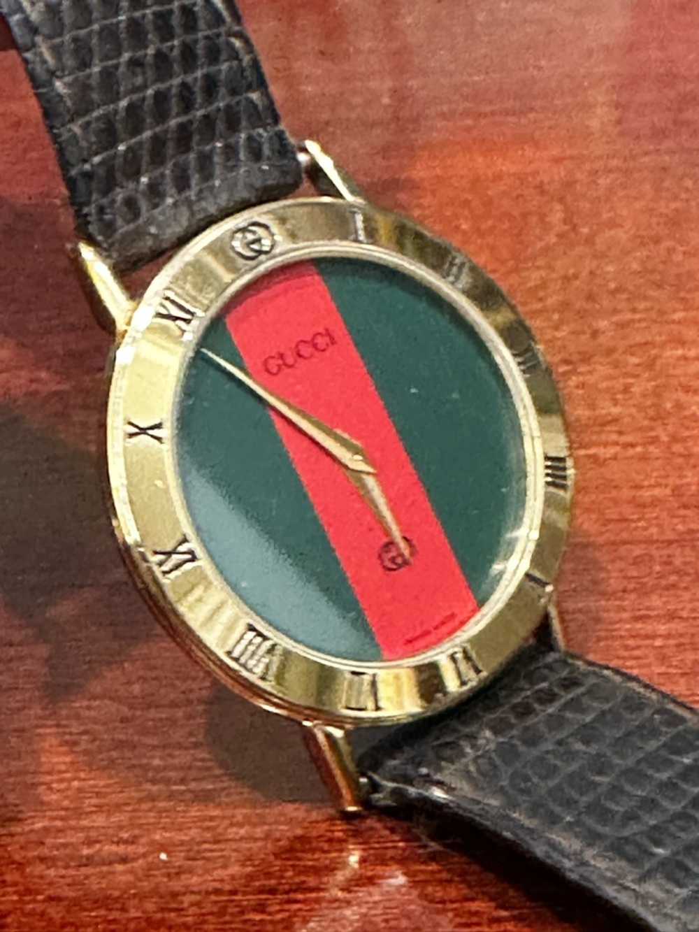 Vintage Gucci Web Stripe Watch Gold Roman Bezel Green Red Dial Swiss Made - Picture 3 of 10